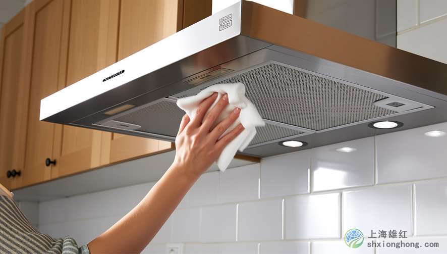 告別油漬煩惱!側吸式油煙機清洗攻略大公開